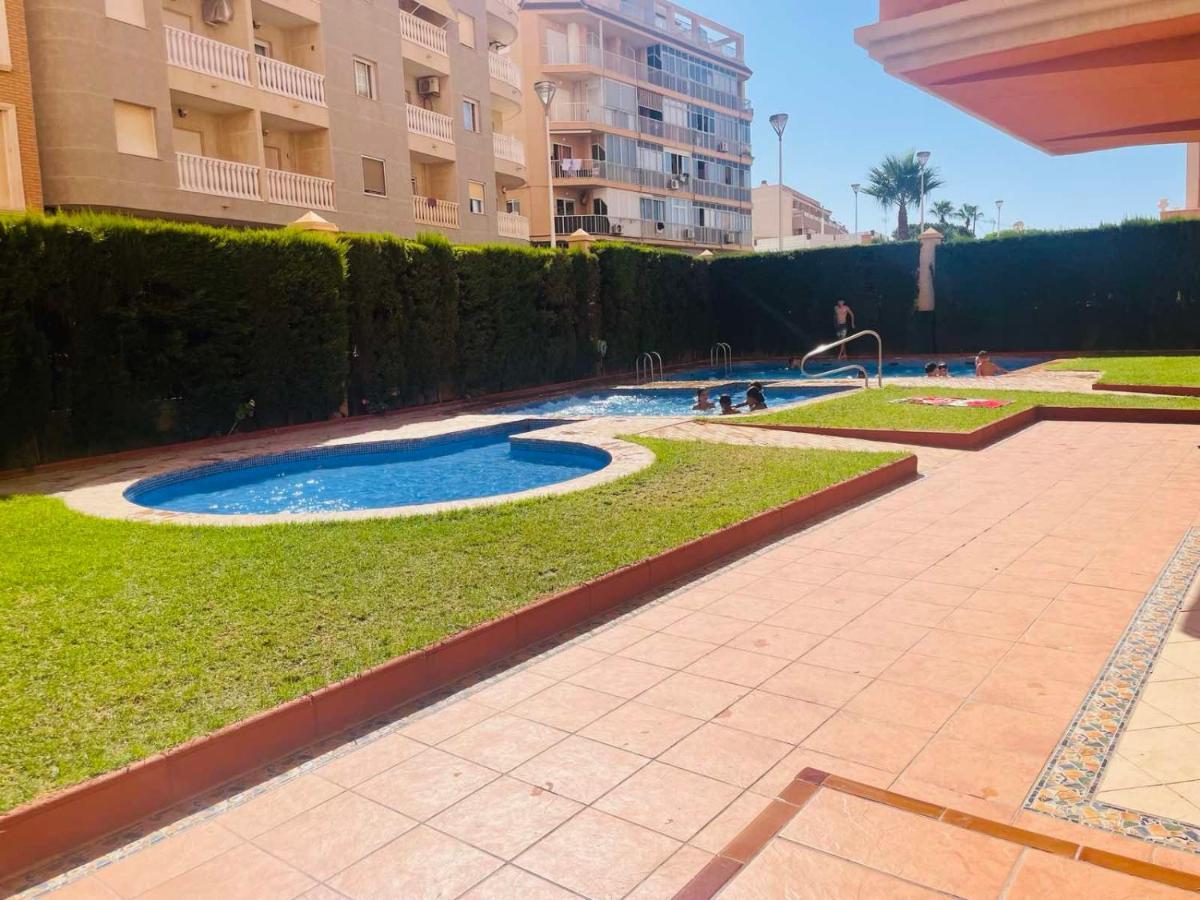 Beach Apartament In טורבייחה מראה חיצוני תמונה